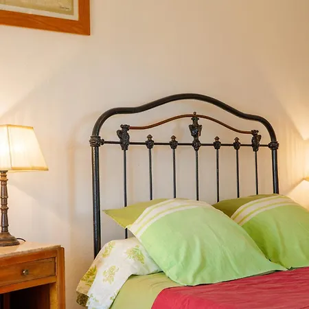 Chez Bacchus - Bed & Breakfast